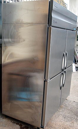 縦型冷蔵庫